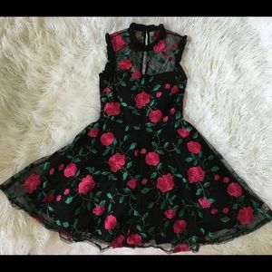 Size 1 City Studio social dress